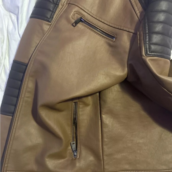 Vintage guess bomber jacket in Size M - Picture 6 of 6